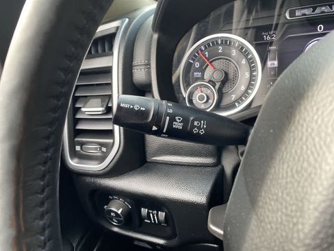 Used 2020 RAM 1500 Laramie AWD/4WD image 23