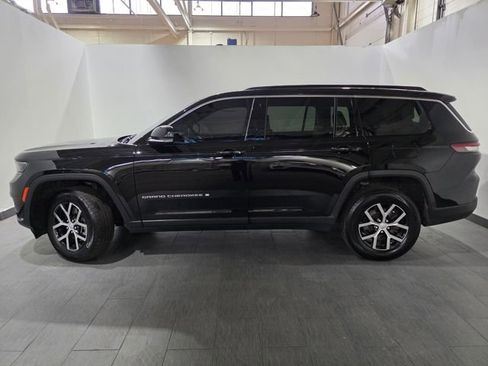 Used 2024 Jeep Grand Cherokee L Limited AWD/4WD image 2