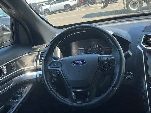 Used 2018 Ford Explorer Sport w/ Equipment Group 401A AWD/4WD image 27