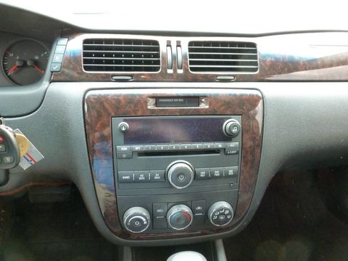 Used 2014 Chevrolet Impala Limited LS image 13