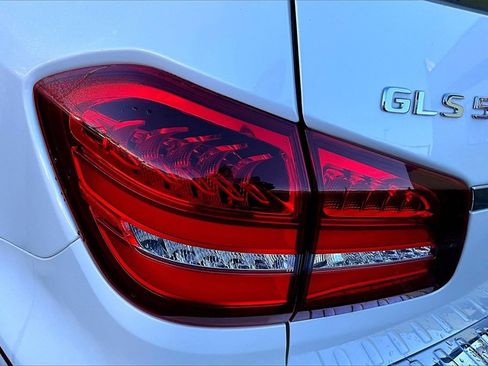 Used 2019 Mercedes-Benz GLS 550 4MATIC image 29