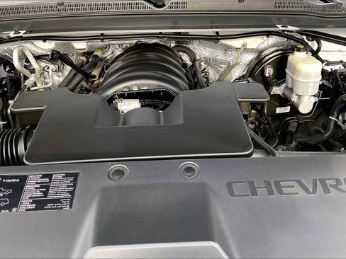 Used 2016 Chevrolet Tahoe LT w/ Luxury Package image 13