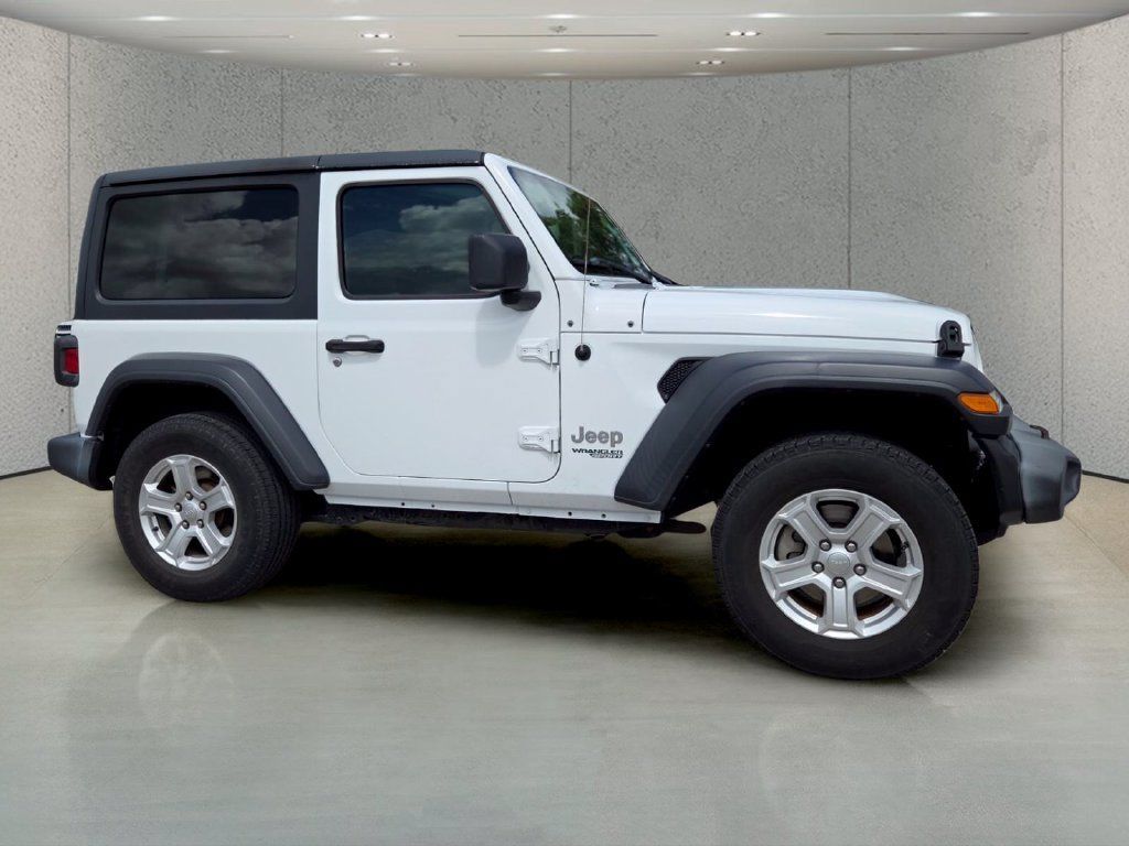 Used 2020 Jeep Wrangler Sport AWD/4WD image 3