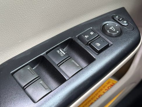 Used 2013 Honda Civic LX image 23