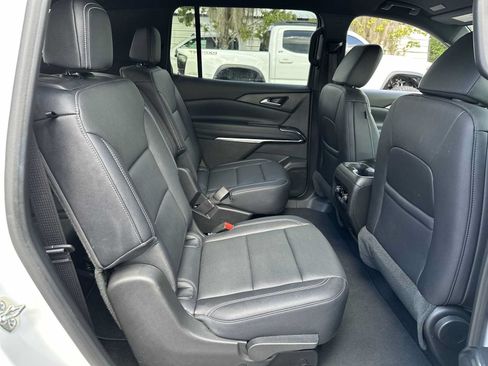 Certified 2026 Chevrolet Traverse LT FWD image 18