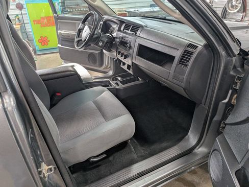 Used 2011 Dodge Dakota Big Horn image 18