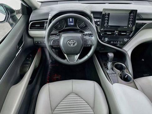 Used 2024 Toyota Camry SE w/ Convenience Package FWD image 9