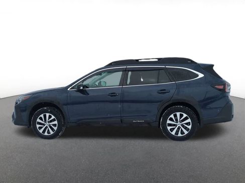 Used 2023 Subaru Outback Premium image 3