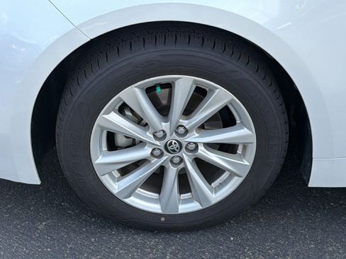 Certified 2023 Toyota Corolla SE FWD image 9