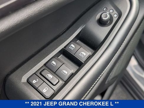 Used 2021 Jeep Grand Cherokee L Laredo AWD/4WD image 12