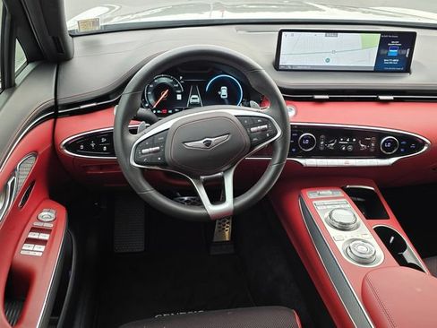 Used 2023 Genesis GV70 2.5T w/ Sport Prestige Package AWD/4WD image 11