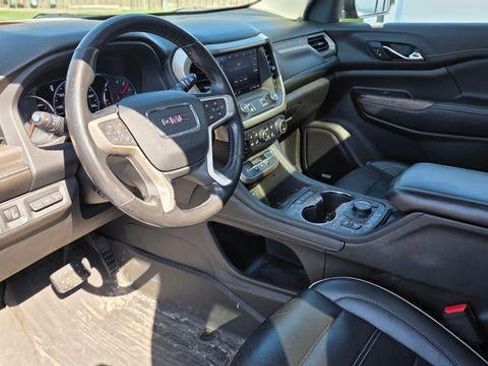 Used 2020 GMC Acadia Denali w/ Denali Ultimate Package AWD/4WD image 11