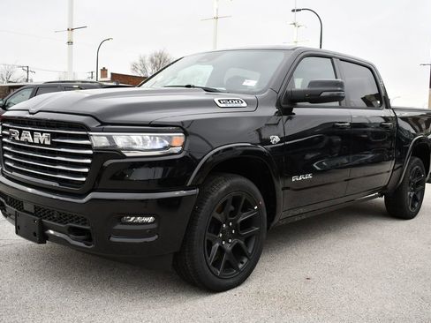 New 2026 RAM 1500 Laramie AWD/4WD image 3