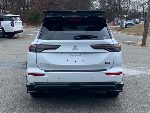 New 2026 Mitsubishi Outlander Trail Edition image 4
