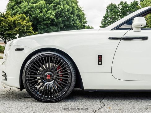 Used 2016 Rolls-Royce Dawn RWD image 4