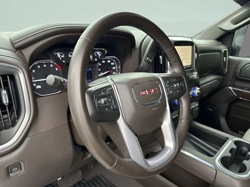 Used 2023 GMC Sierra 2500 SLT w/ SLT Premium Package image 10