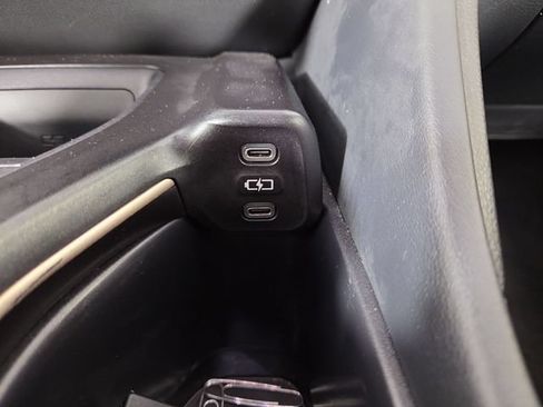 Used 2023 Toyota Crown AWD/4WD image 26