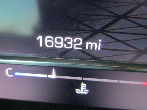 Certified 2023 GMC Sierra 1500 Denali w/ Denali Reserve Package image 33