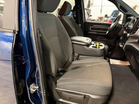 Certified 2024 RAM 2500 Big Horn w/ Sport Appearance Package image 10