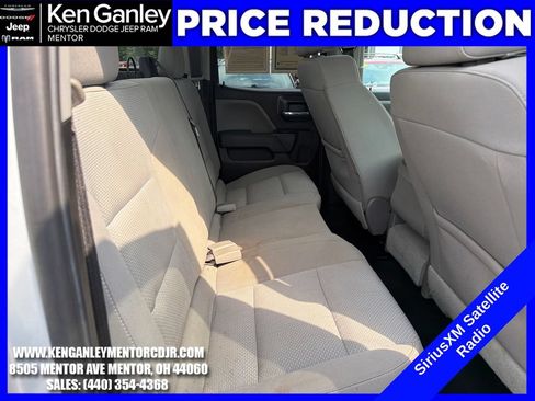 Used 2018 Chevrolet Silverado 1500 Custom w/ Custom Value Package AWD/4WD image 22