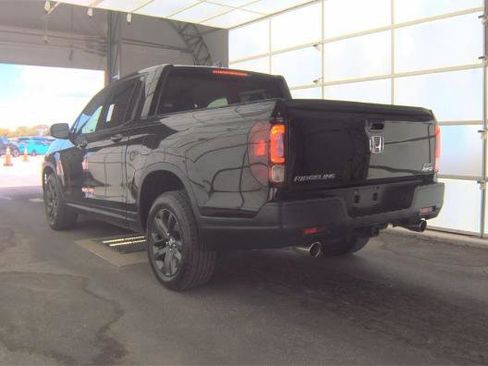 Used 2023 Honda Ridgeline Sport image 6