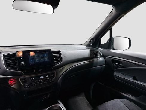 Used 2022 Honda Pilot Sport image 23