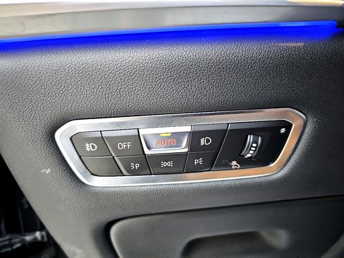 Used 2020 BMW X7 xDrive40i w/ Premium Package image 39