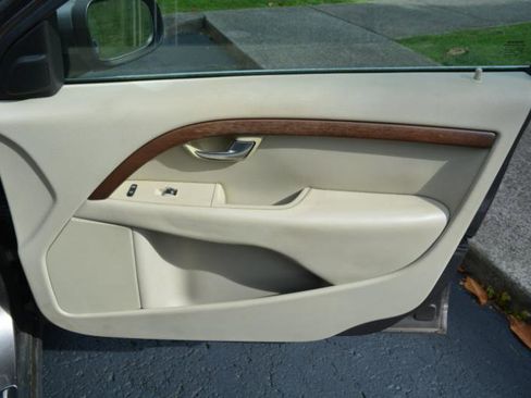 Used 2009 Volvo S80 T6 image 16