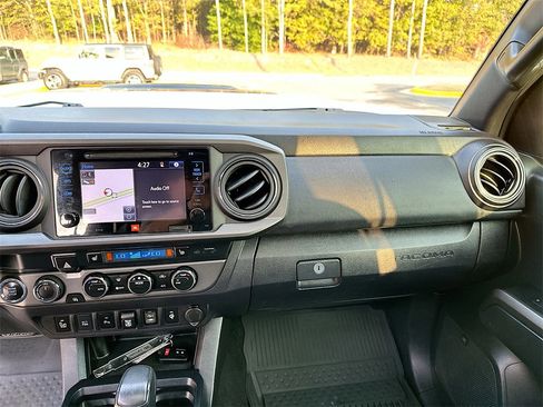 Used 2019 Toyota Tacoma TRD Pro image 19