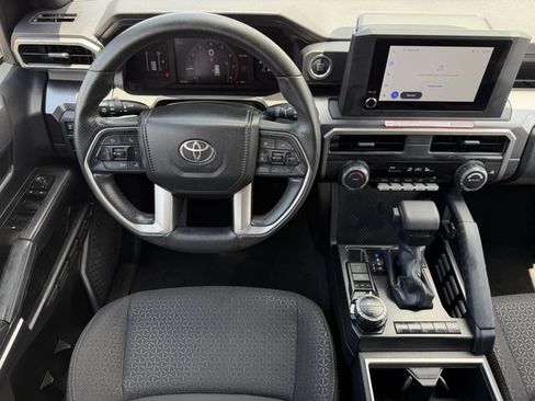 Used 2026 Toyota 4Runner SR5 AWD/4WD image 12