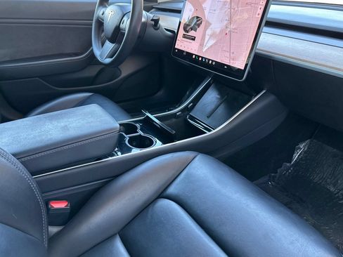Used 2020 Tesla Model 3 Long Range AWD/4WD image 16
