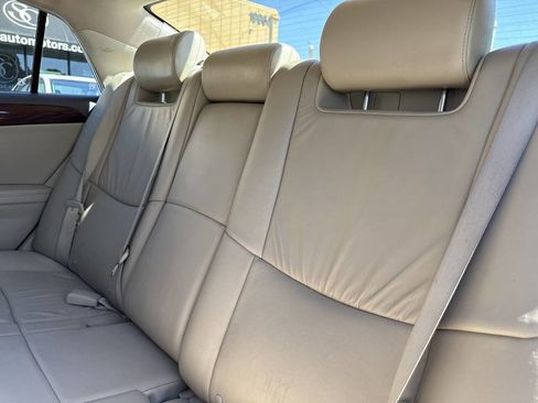 Used 2010 Toyota Avalon XLS image 26