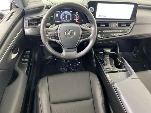 Used 2024 Lexus ES 300h w/ Premium Package image 22