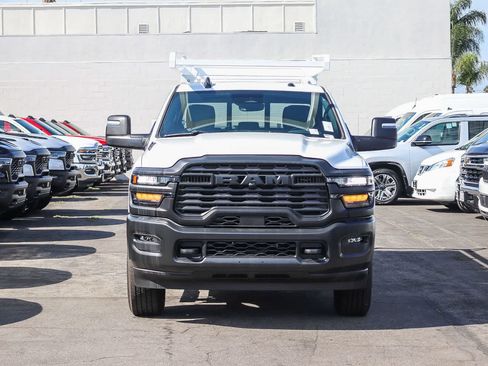 New 2026 RAM 2500 Tradesman AWD/4WD image 4