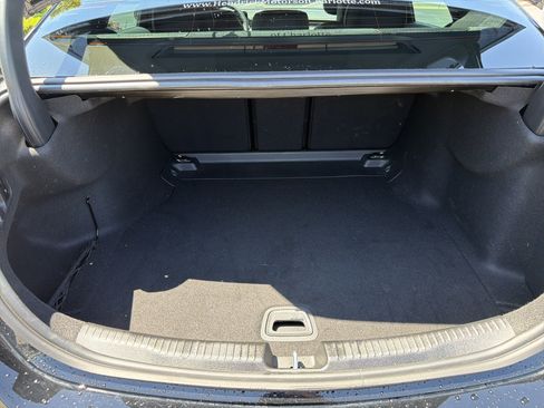 Used 2025 Mercedes-Benz C 300 Sedan image 34