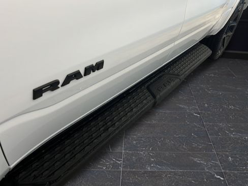 Used 2022 RAM 1500 Laramie AWD/4WD image 40