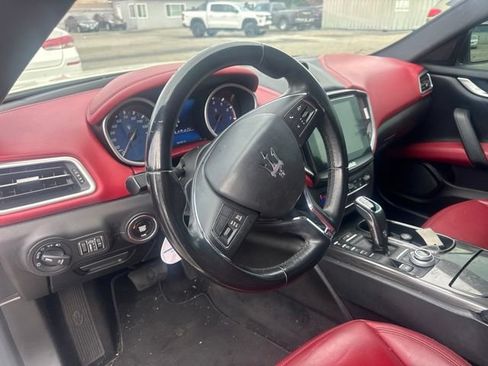 Used 2019 Maserati Ghibli RWD image 10