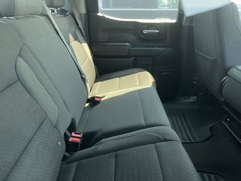 Used 2023 Chevrolet Silverado 1500 Custom image 10