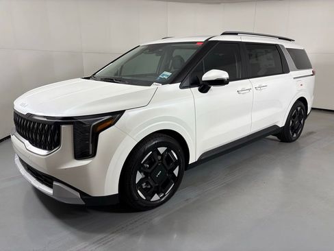 New 2026 Kia Carnival EX FWD image 4