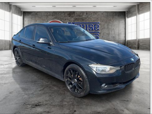 Used 2014 BMW 328i xDrive Sedan AWD/4WD image 3