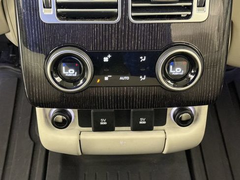 Used 2021 Land Rover Range Rover Long Wheelbase Autobiography AWD/4WD image 17