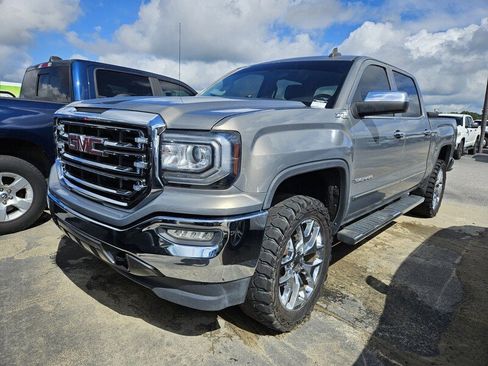 Used 2017 GMC Sierra 1500 SLT w/ SLT Premium Package image 2