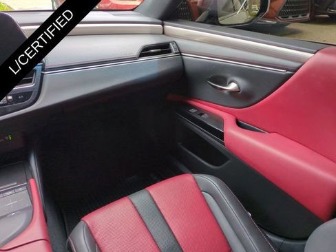Certified 2022 Lexus ES 350 F Sport w/ Accessory Package 2 FWD image 16
