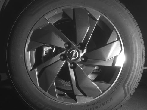 Used 2025 Nissan Rogue SV image 12