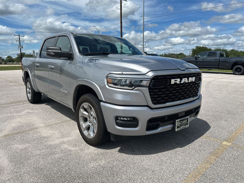 Used 2025 RAM 1500 Lone Star RWD image 7