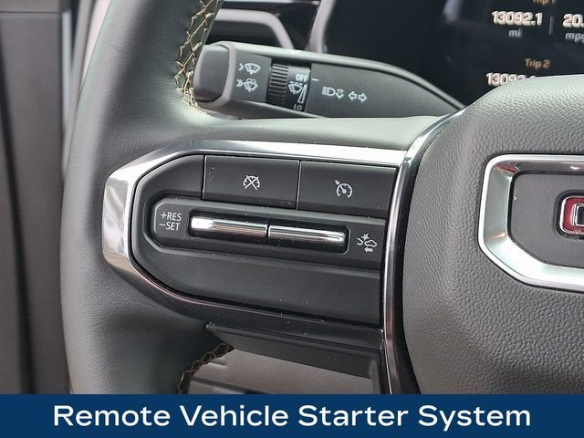 Used 2025 GMC Canyon AT4 AWD/4WD image 7