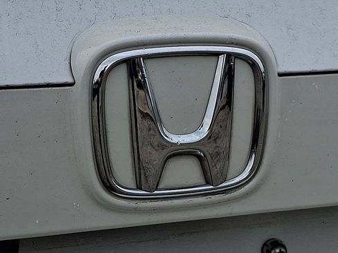 Used 2019 Honda Accord EX image 29