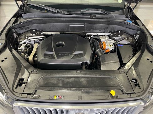 Used 2024 Volvo XC90 T8 Plus w/ Protection Package AWD/4WD image 19