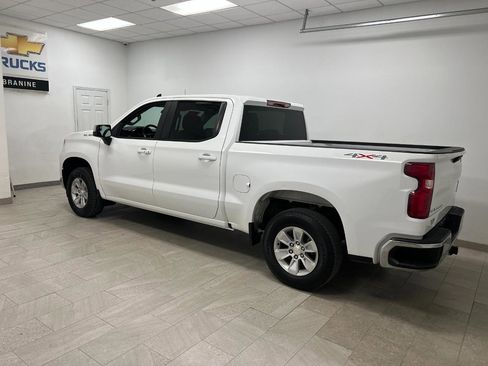 Used 2025 Chevrolet Silverado 1500 LT image 9