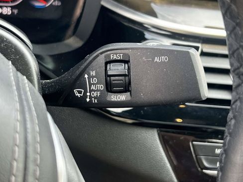 Used 2021 BMW 530i xDrive w/ Convenience Package AWD/4WD image 24